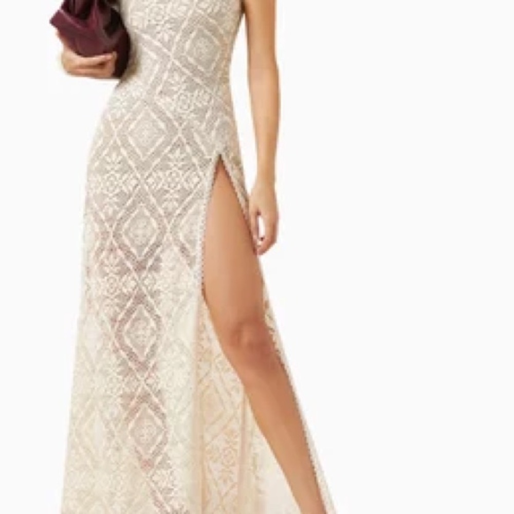Bronx and Banco Ameena Lace Gown